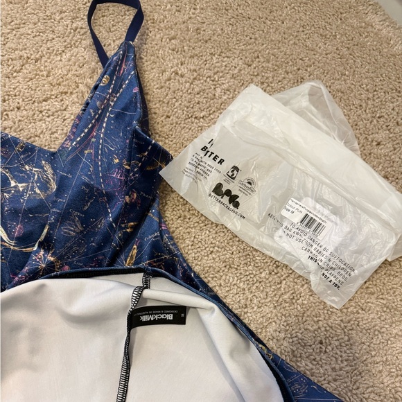 BLACKMILK BLUE GOLD NWT SIZE M PLANISPHERE MINI VELVET STRAPPY DRESS - Picture 5 of 6